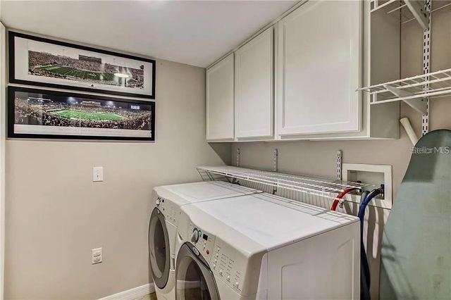 1915 CORNER CREST COURT, Orlando, FL 32820