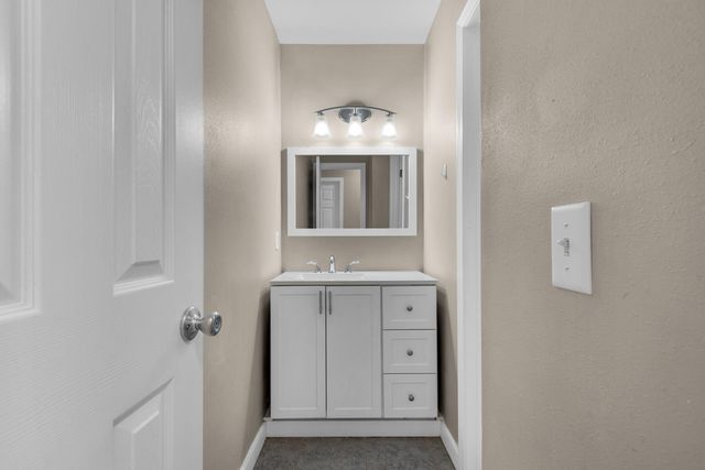 62 4th Avenue 5, Shalimar, FL 32579