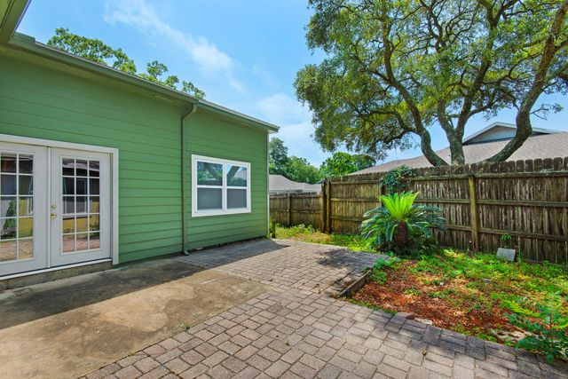 62 4th Avenue 5, Shalimar, FL 32579