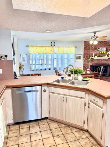 8731 WOODCREST DRIVE, Port Richey, FL 34668