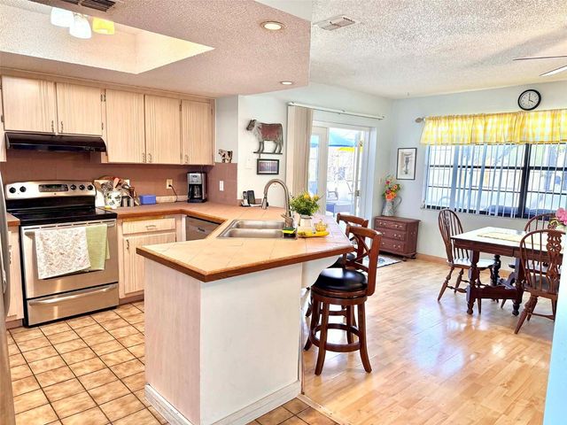 8731 WOODCREST DRIVE, Port Richey, FL 34668