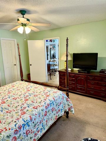 8731 WOODCREST DRIVE, Port Richey, FL 34668