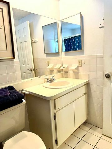 8731 WOODCREST DRIVE, Port Richey, FL 34668