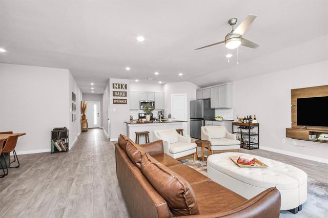 12382 New River Trail, Conroe, TX 77384