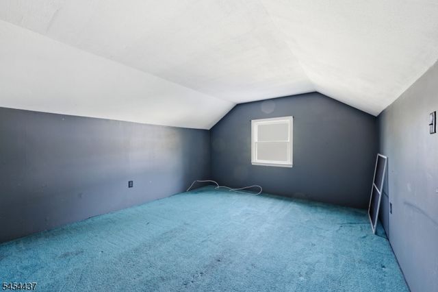 15 Roosevelt Ave, Washington Twp., NJ 07865
