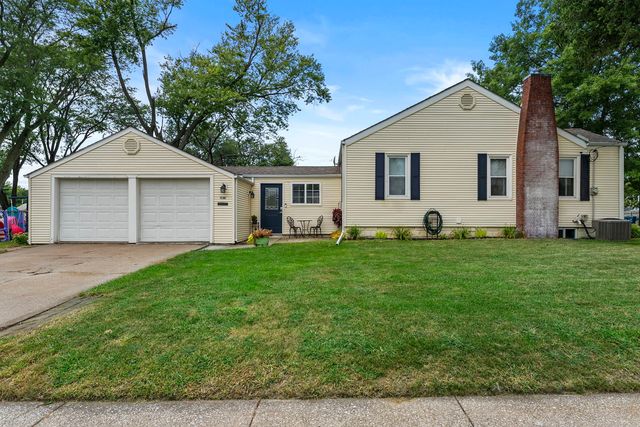 1530 5th Avenue, Silvis, IL 61282