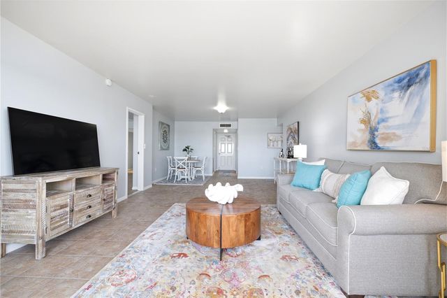 5108 BRITTANY DRIVE S 506, St Petersburg, FL 33715
