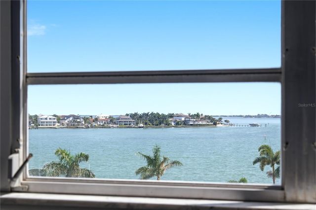 5108 BRITTANY DRIVE S 506, St Petersburg, FL 33715
