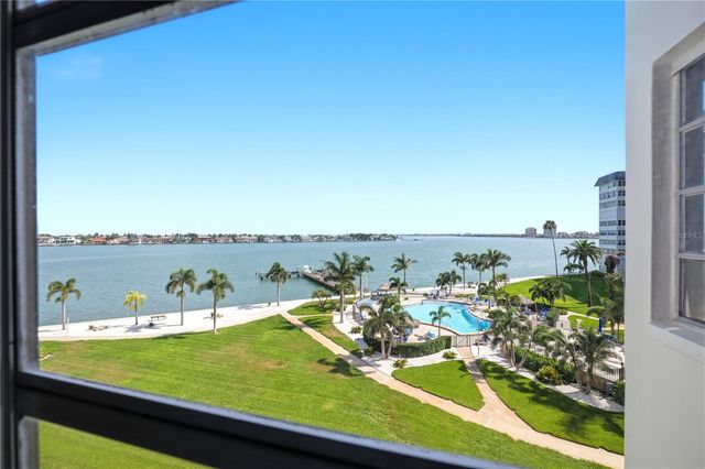 5108 BRITTANY DRIVE S 506, St Petersburg, FL 33715