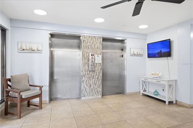 5108 BRITTANY DRIVE S 506, St Petersburg, FL 33715