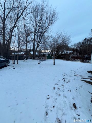 456 Main Street, Southington, CT 06489