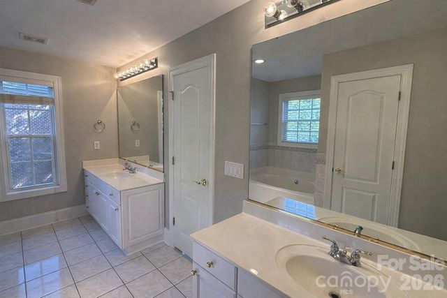 9220 Holly Hill Farm Road, Charlotte, NC 28277