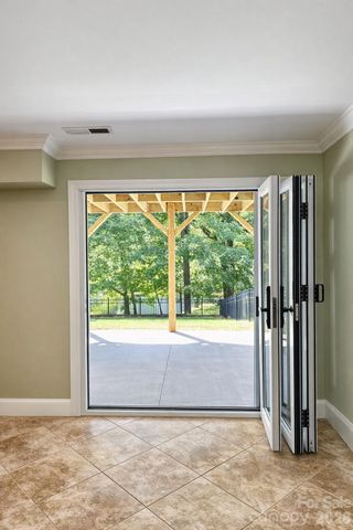 9220 Holly Hill Farm Road, Charlotte, NC 28277