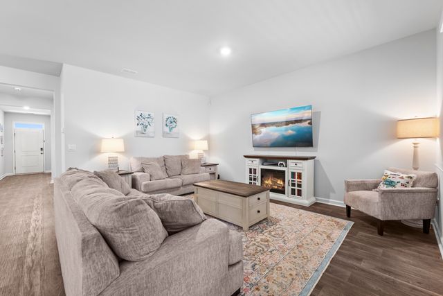 149 Lagoona Drive, Summerville, SC 29483