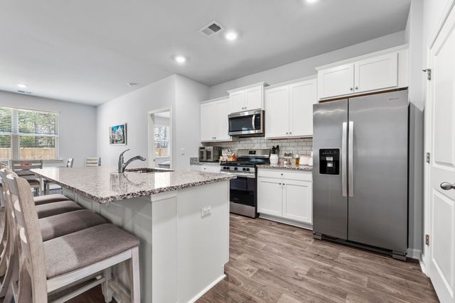 149 Lagoona Drive, Summerville, SC 29483