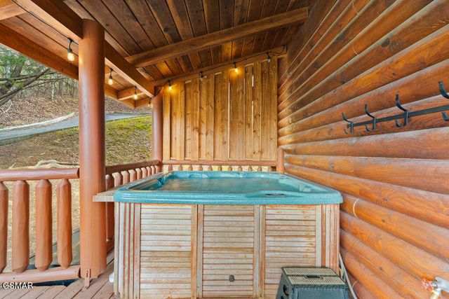 3319 Covered Bridge Way, Sevierville, TN 37862