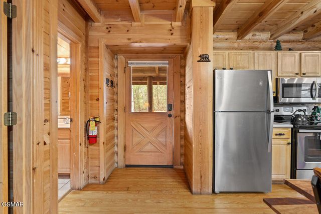 3319 Covered Bridge Way, Sevierville, TN 37862