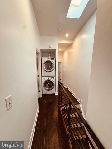 2916 W THOMPSON ST, Philadelphia, PA 19121