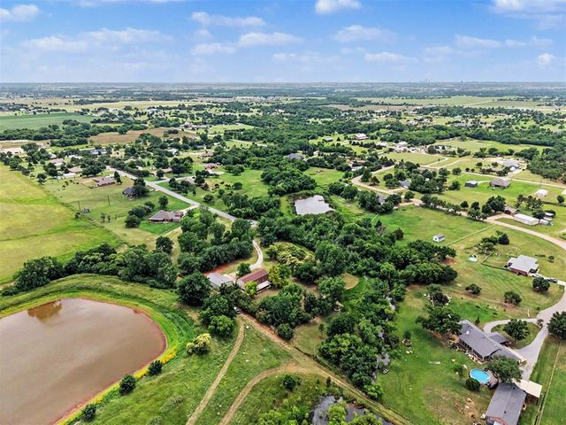 7021 NW 222nd Street, Edmond, OK 73025