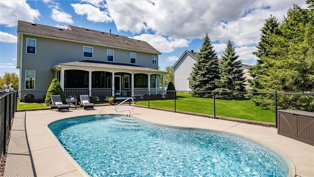 164 English Station Road, Greece, NY 14616