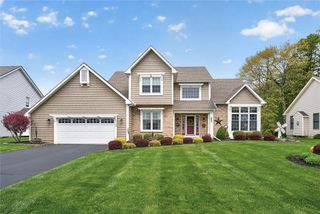 164 English Station Road, Greece, NY 14616