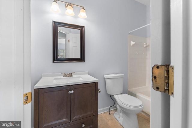 2204 COMMISSARY CIR, Odenton, MD 21113