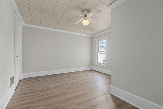 826 4th Ave, Beaver Falls, PA 15010
