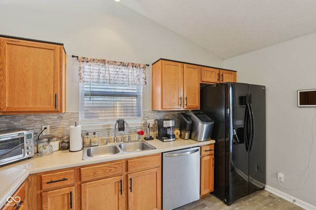 1508 Round Lake Court, Lebanon, IN 46052