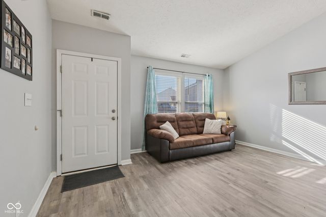 1508 Round Lake Court, Lebanon, IN 46052