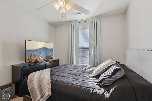 1508 Round Lake Court, Lebanon, IN 46052