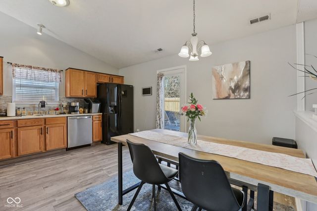 1508 Round Lake Court, Lebanon, IN 46052