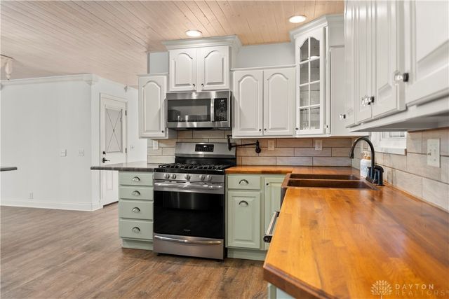 6139 Carnation Road, Dayton, OH 45449