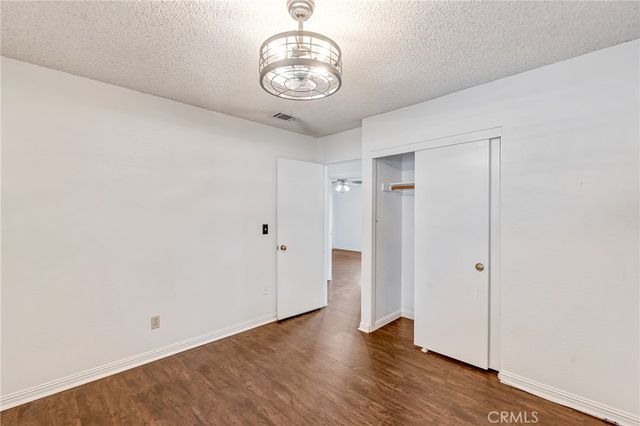 4883 Newport Lane, Riverside, CA 92504