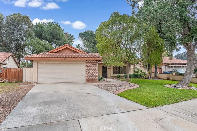 4883 Newport Lane, Riverside, CA 92504