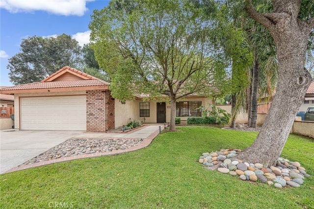 4883 Newport Lane, Riverside, CA 92504