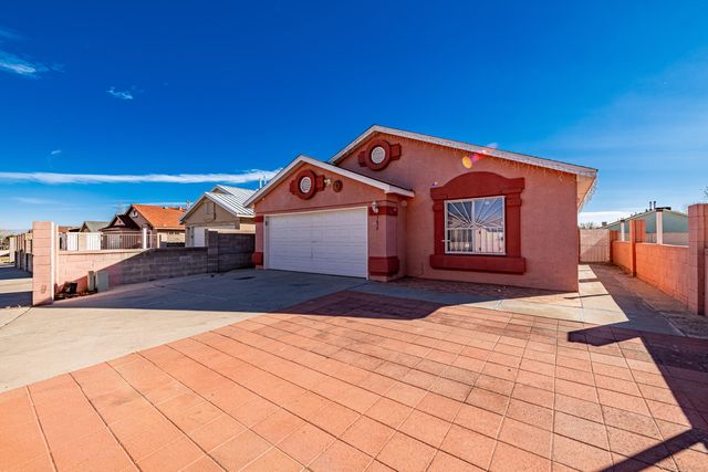 7620 April Flower Place SW, Albuquerque, NM 87121