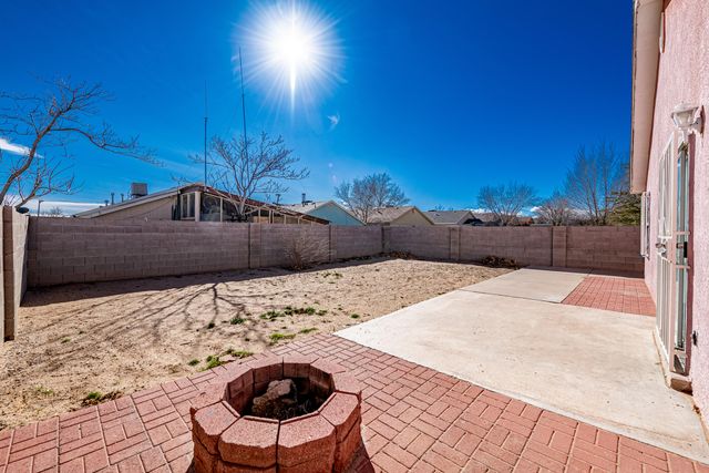 7620 April Flower Place SW, Albuquerque, NM 87121