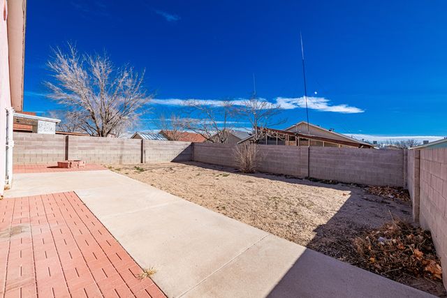 7620 April Flower Place SW, Albuquerque, NM 87121