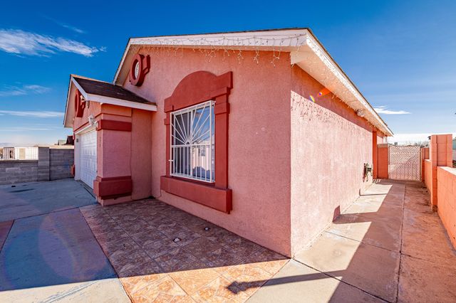 7620 April Flower Place SW, Albuquerque, NM 87121