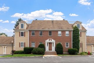 13 Weatherly Drive 13, Salem, MA 01970