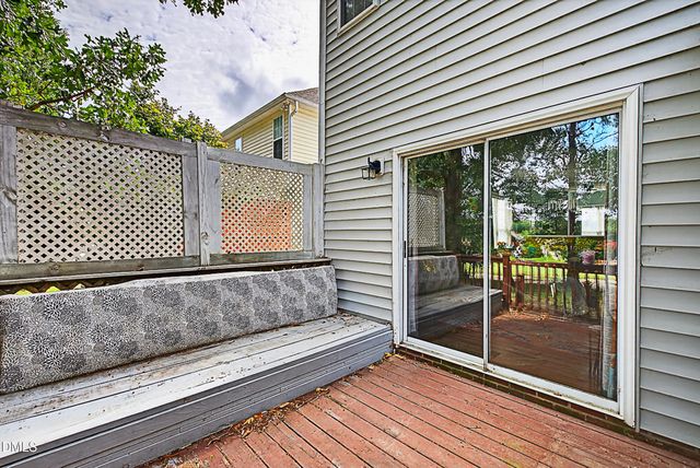 5351 Cog Hill Court, Raleigh, NC 27604