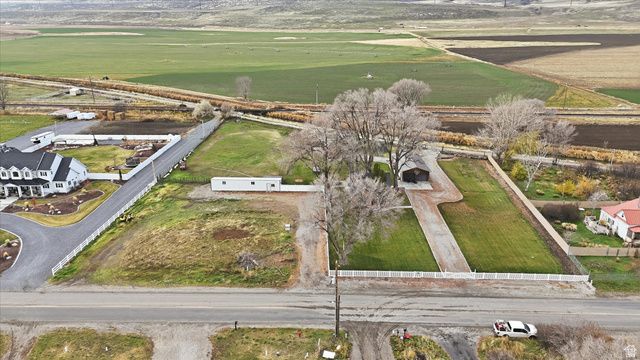 14345 N 6000 W, Garland, UT 84312