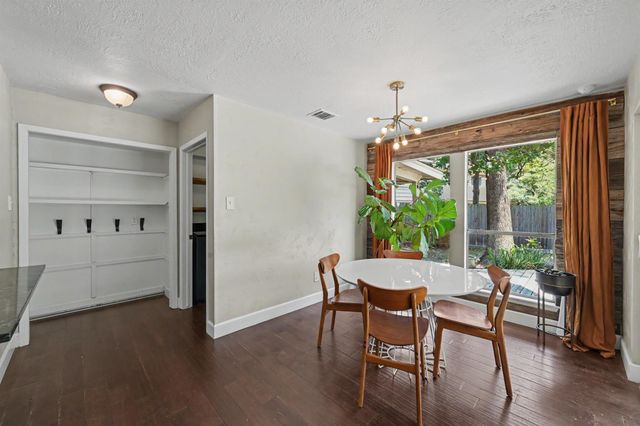 2314 Chestnut Oak Place, The Woodlands, TX 77380