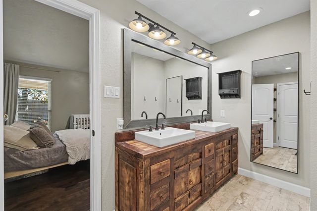 2314 Chestnut Oak Place, The Woodlands, TX 77380
