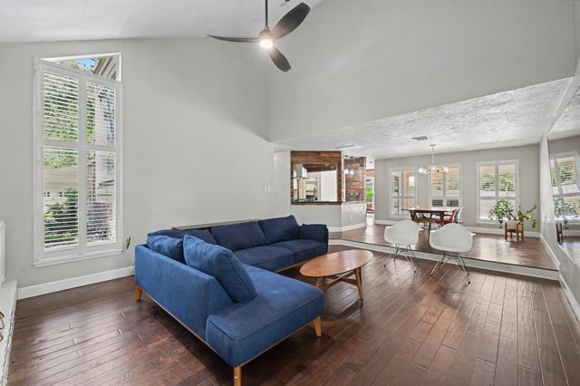 2314 Chestnut Oak Place, The Woodlands, TX 77380