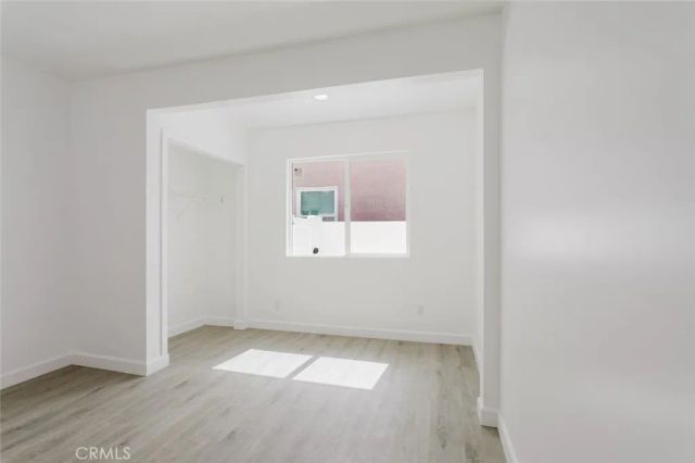 18310 Gresham Street, Northridge, CA 91325