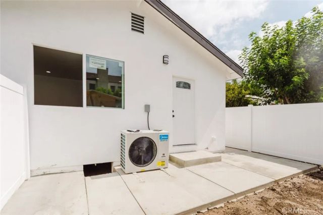 18310 Gresham Street, Northridge, CA 91325