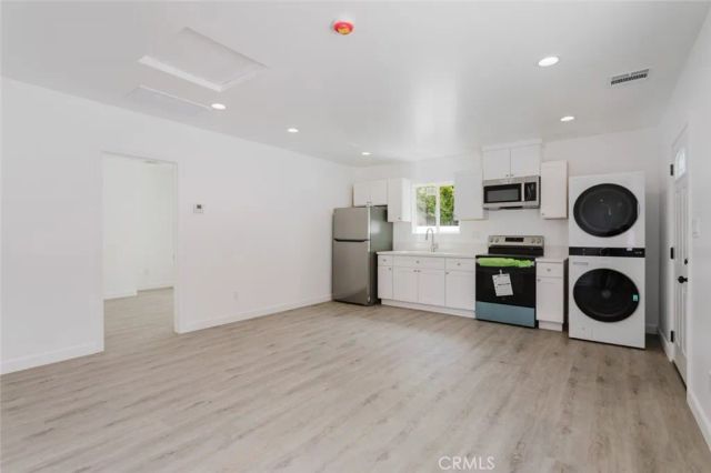 18310 Gresham Street, Northridge, CA 91325