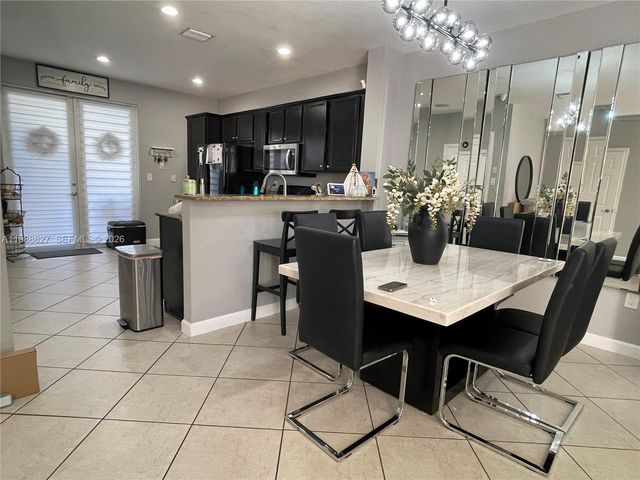 16963 SW 92nd St 16963, Miami, FL 33196