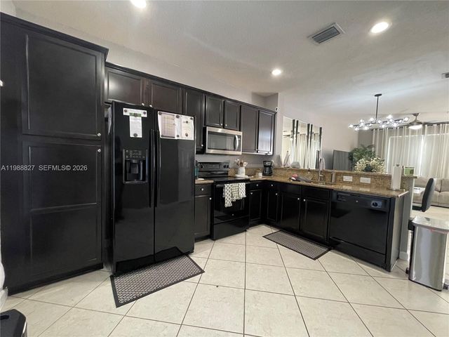 16963 SW 92nd St 16963, Miami, FL 33196